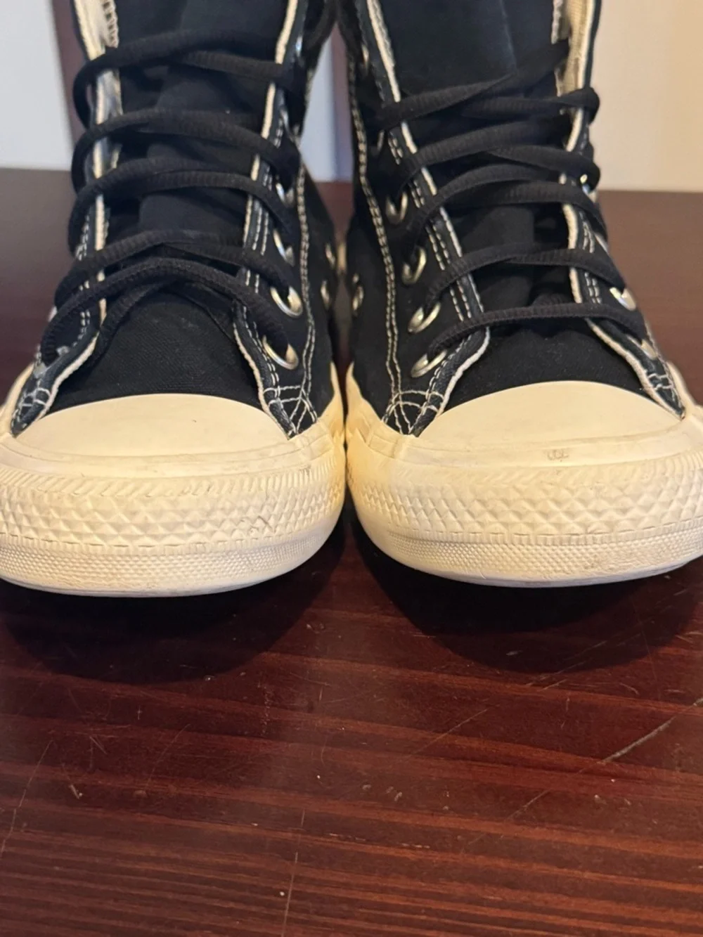 Converse all stars black embroidered flowers  hi top sneakers tennis shoes 7.5